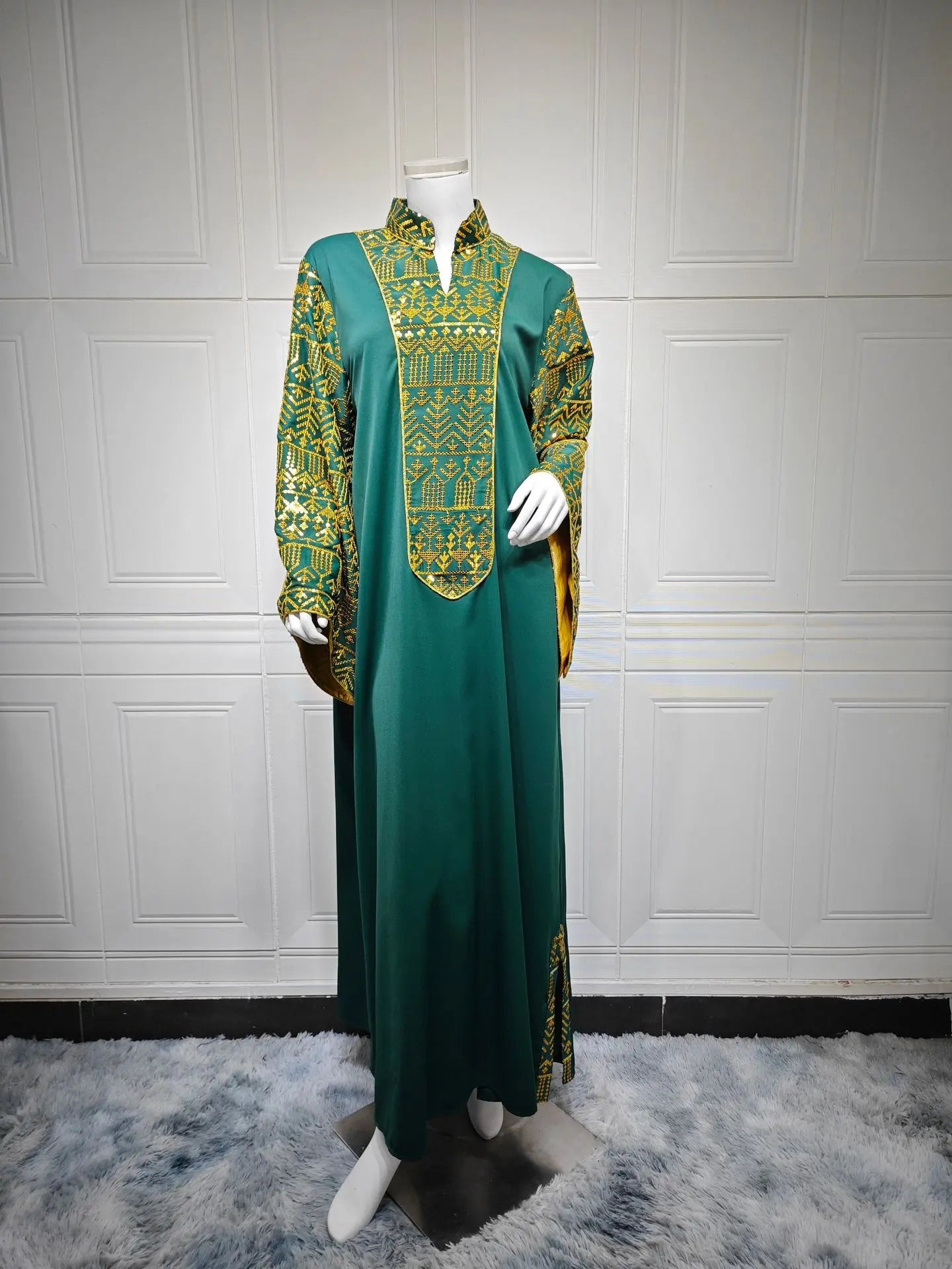 America Middle East New Fashion Women's Plus Size Sequined Embroideried Casual Trendy Elegant Loose V-neck Abaya Female Dress